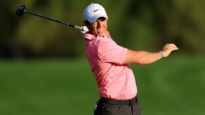 McIlroy führt vor dem Finaltag in Dubai mit 3 Punkten…