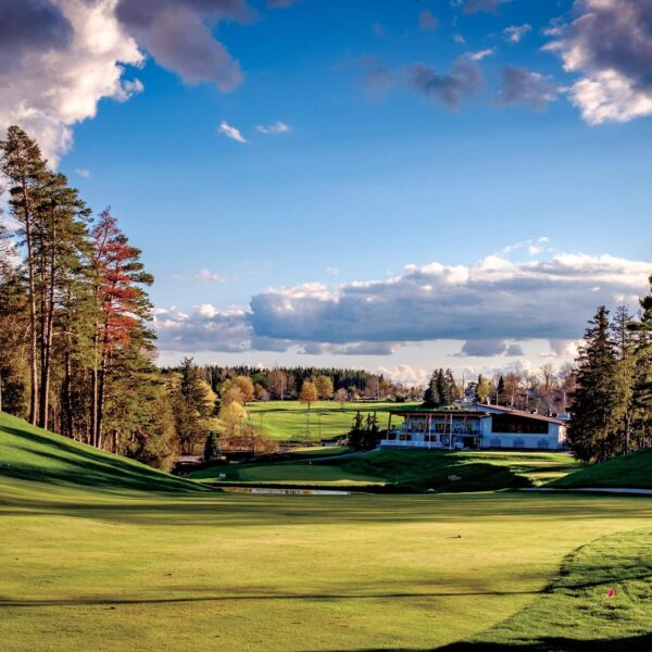 Der Club in North Halton
