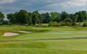 National Pines Golf Club fünfhundert