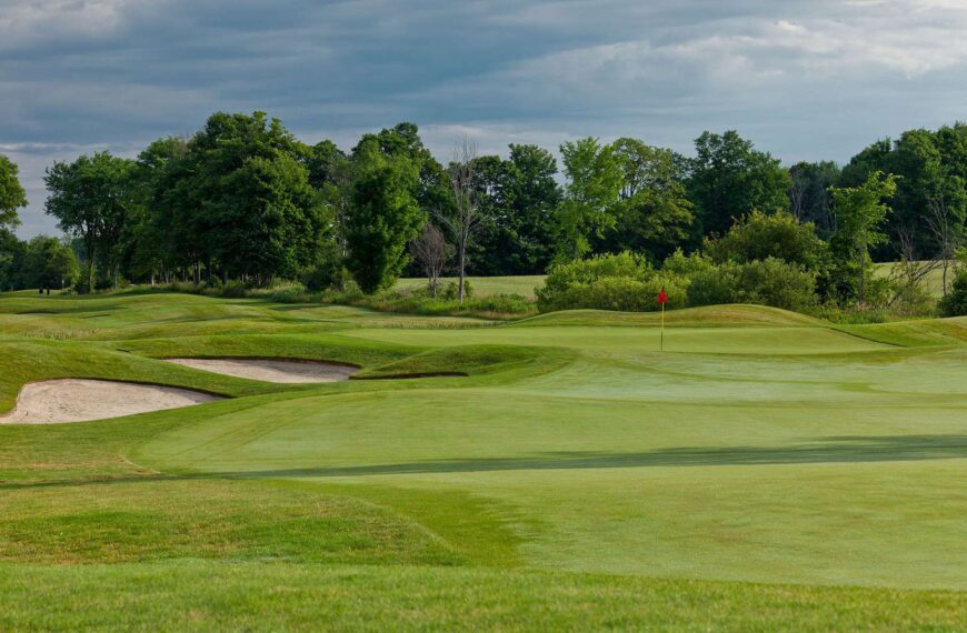 National Pines Golf Club fünfhundert