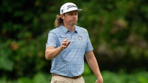 Smith shares Hong Kong lead with Khongwatmai