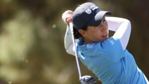 Ciganda shoots sixty six to share lead in windy Arizona