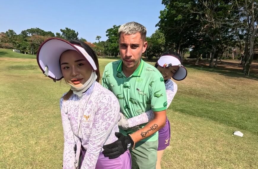 2 HEISSE THAILÄNDISCHE MÄDCHEN ZEIGEN MIR, WIE MAN GOLF SPIELT