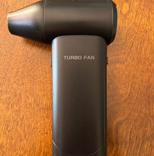 Das tragbare Luftgebläse Air Caddy – Niche Golf