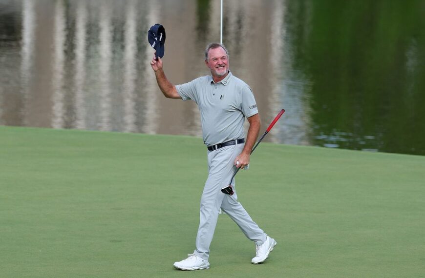 Kelly gewinnt in Sugarloaf zum dreizehnten Mal den Champions-Titel