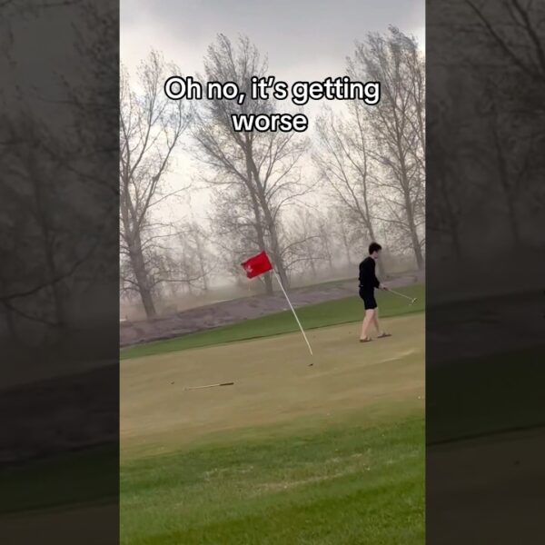 Großer Sturm!️ #Sturm #Regen #Golf #Fail #Fails #Funny